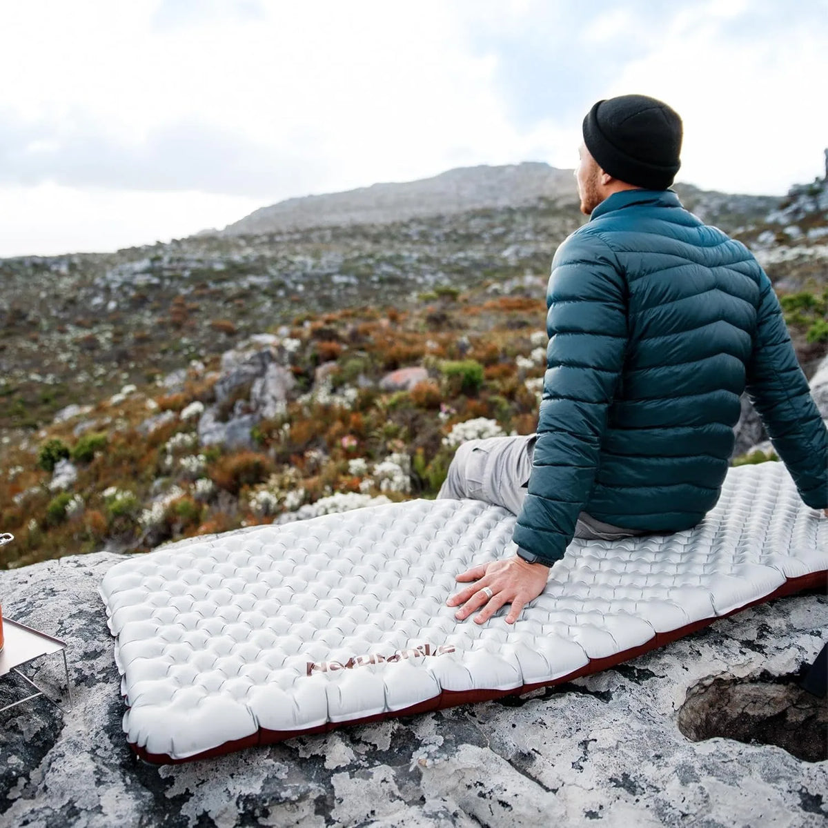Naturehike Ultralight Inflatable Warm Sleeping Pad Outdoor